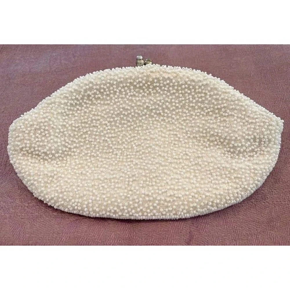 Vintage off white beaded clutch
